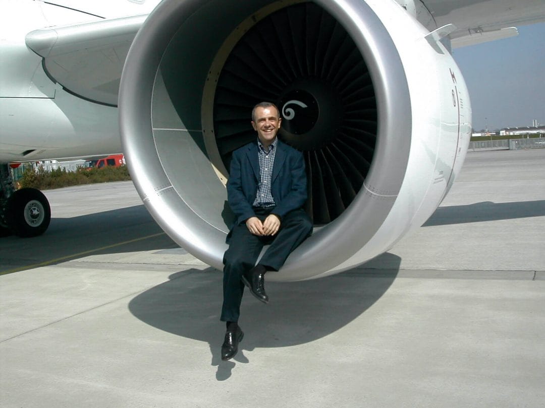L'auteur dans le moteur d'un Airbus 319
