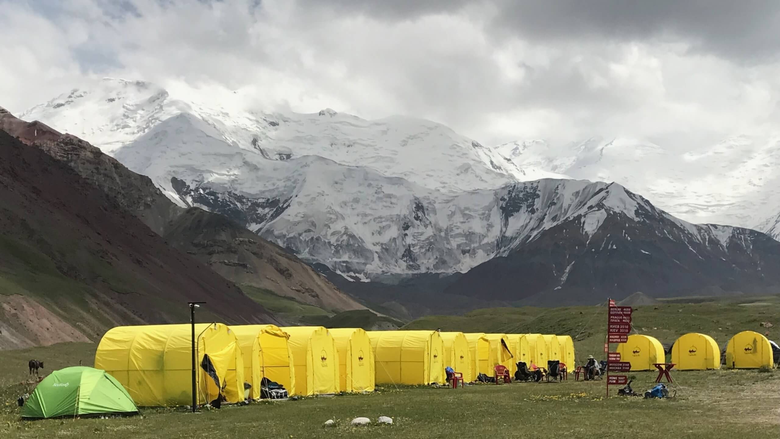 Camp de base Achik-Tash