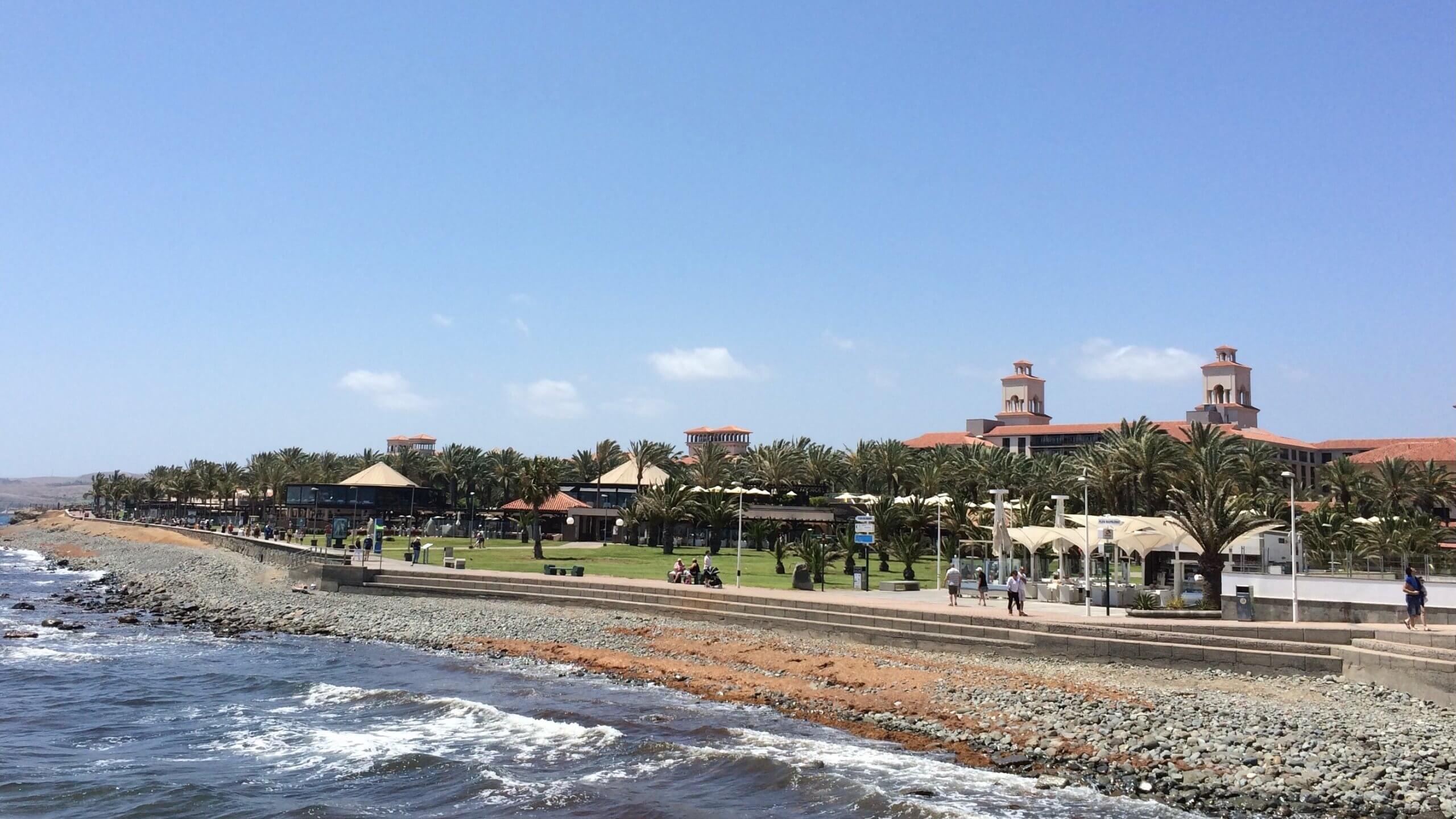 La digue à Meloneras