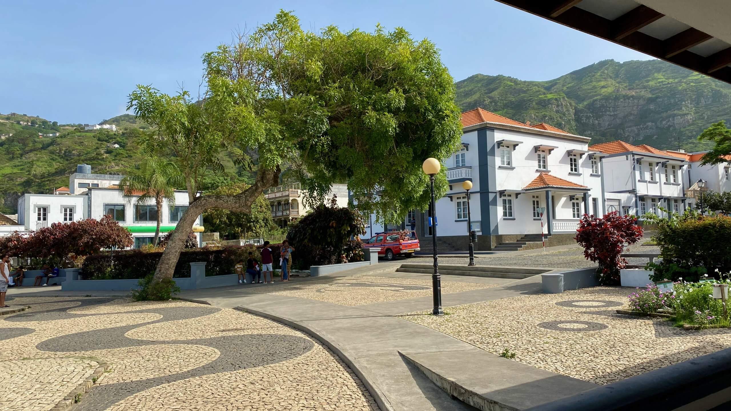 Nova Sintra central square