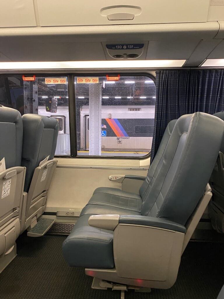Acela Business seat