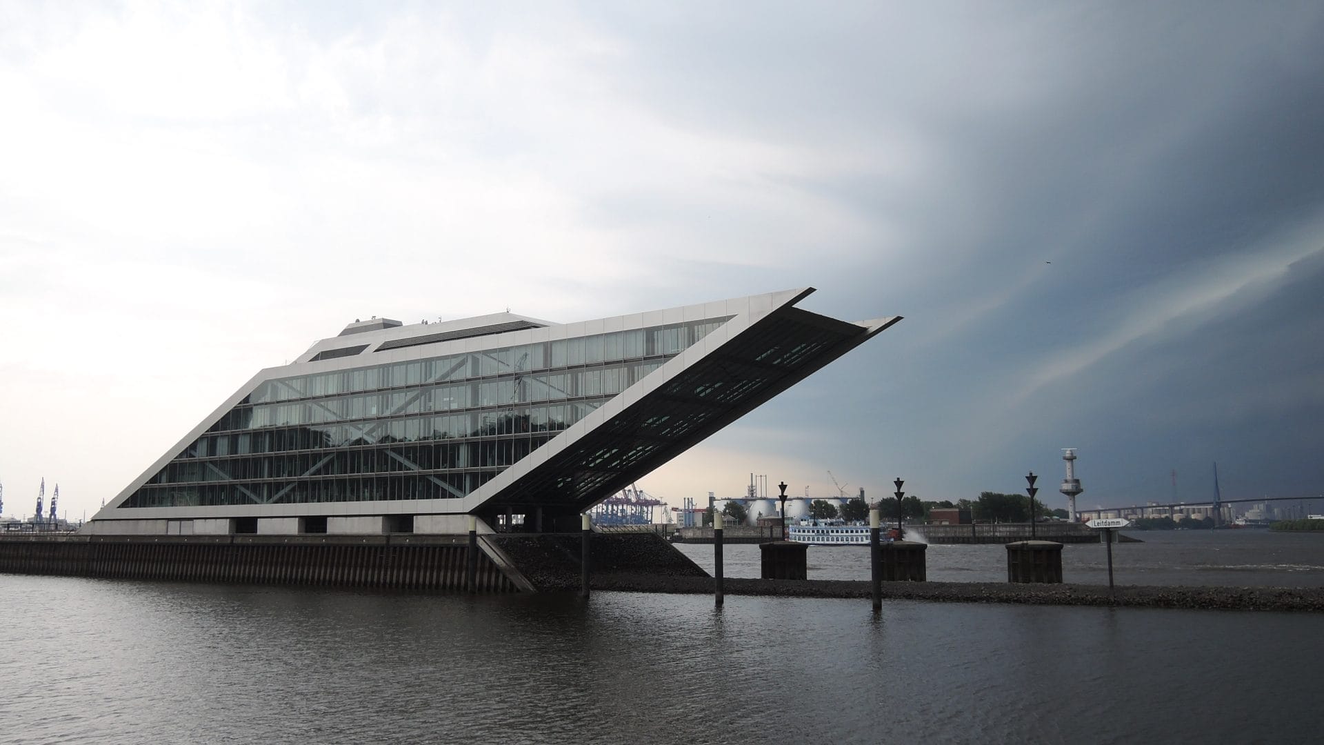 Dockland office building