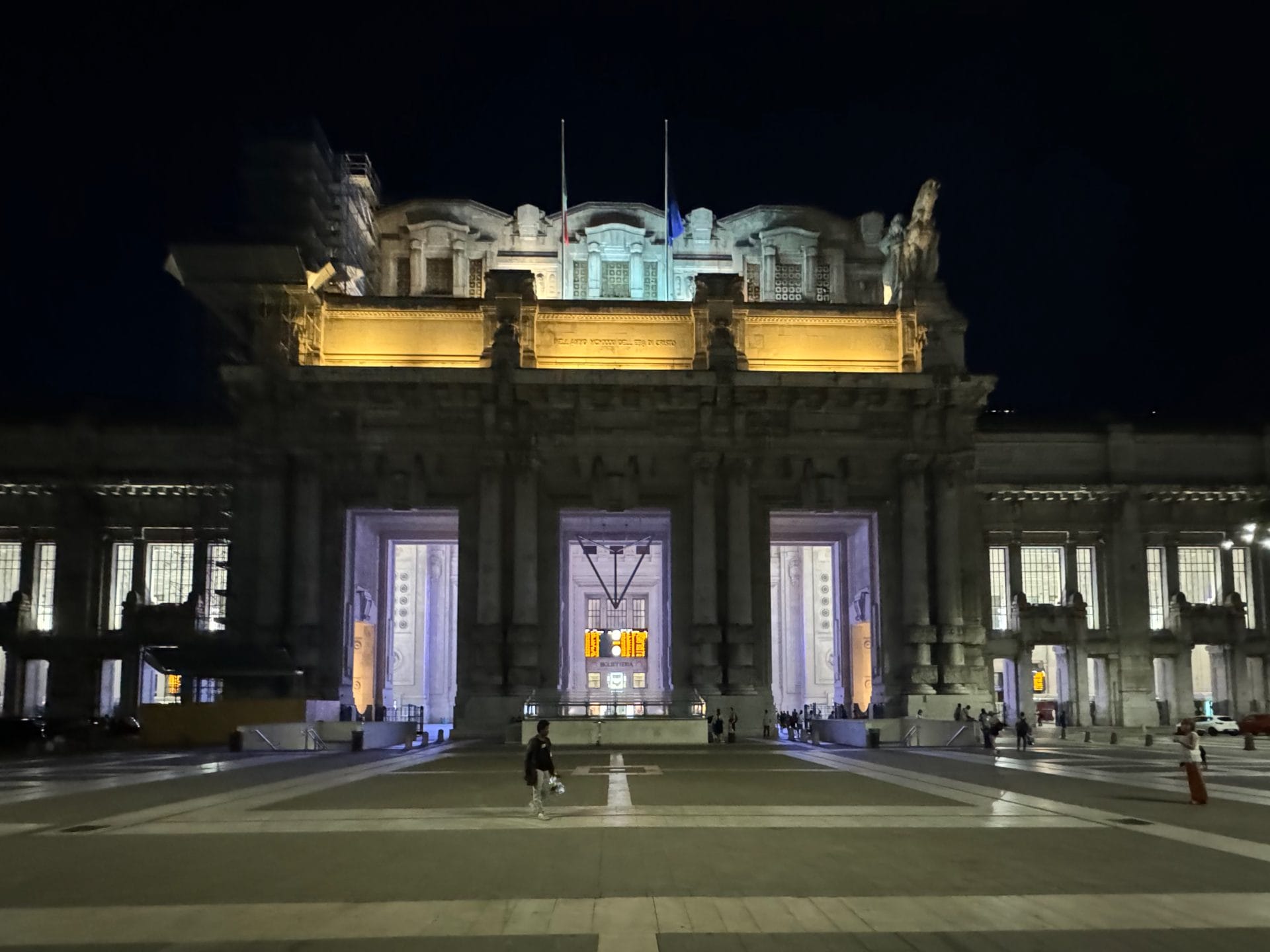 Extérieur gare Milan Centrale
